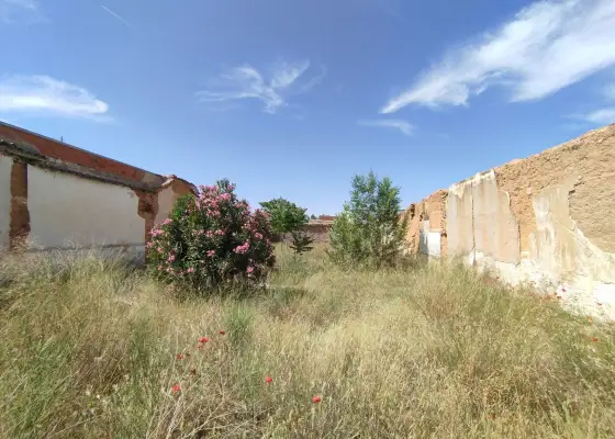 Terreno / Urbanizable En Venta Calle Don Gaiferos, Tomelloso