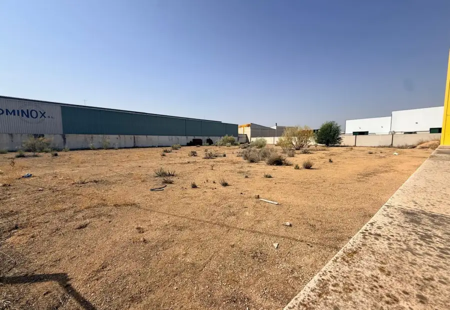 Terreno / Urbano (solar) En Venta Carretera Alcázar, Tomelloso en Tomelloso