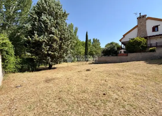 Terrenos en venta en Villanueva De La Torre - Villanueva De La Torre, 115.000 €, 500 m2, ref. 664912