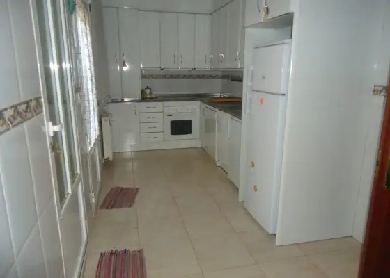 Venta de adosado de tres dormitorios en zona residencial en Manzanares