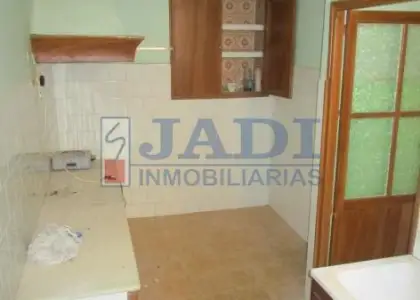 venta de casa en Valdepeñas, CENTRO en Valdepeñas