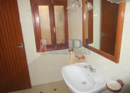 venta de casa en Valdepeñas, CENTRO en Valdepeñas