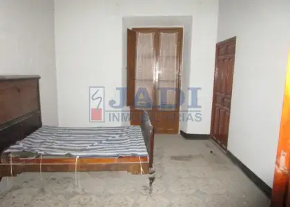 venta de casa en Valdepeñas, CENTRO en Valdepeñas