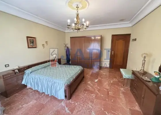 venta de casa en Valdepeñas, CENTRO