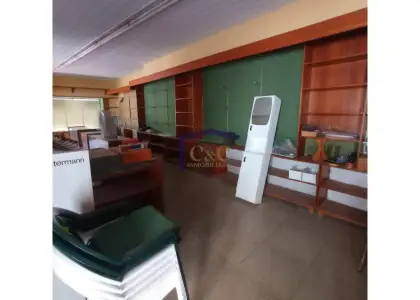 venta de local en Manzanares, Avenida Cristóbal Colón en Manzanares