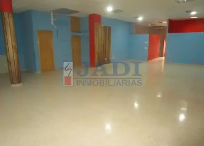 venta de local en Valdepeñas, AVENIDA 1 DE JULIO en Valdepeñas