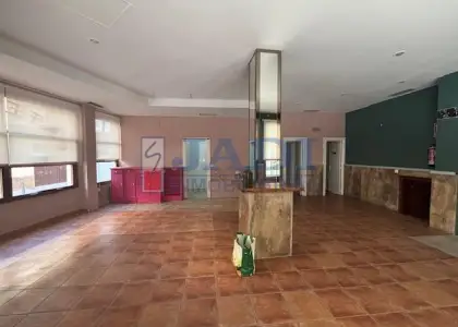 venta de local en Valdepeñas, CENTRO en Valdepeñas
