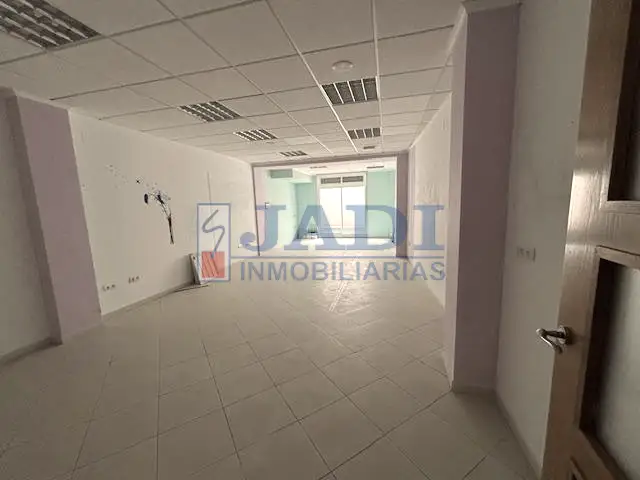 venta de local en Valdepeñas, CENTRO en Valdepeñas