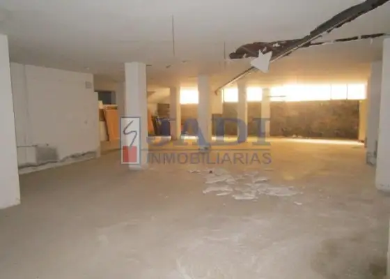 venta de local en Valdepeñas, CENTRO