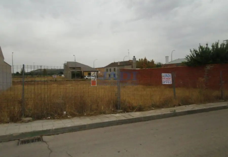 venta de terreno en Valdepeñas, LUCERO en Valdepeñas
