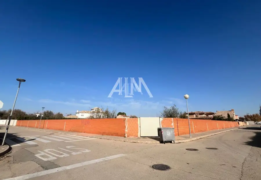 Venta Parcela Paseo del RÃ­o, Manzanares en Manzanares