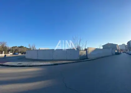 Venta Solar Parque del PolÃ­gono, Manzanares en Manzanares